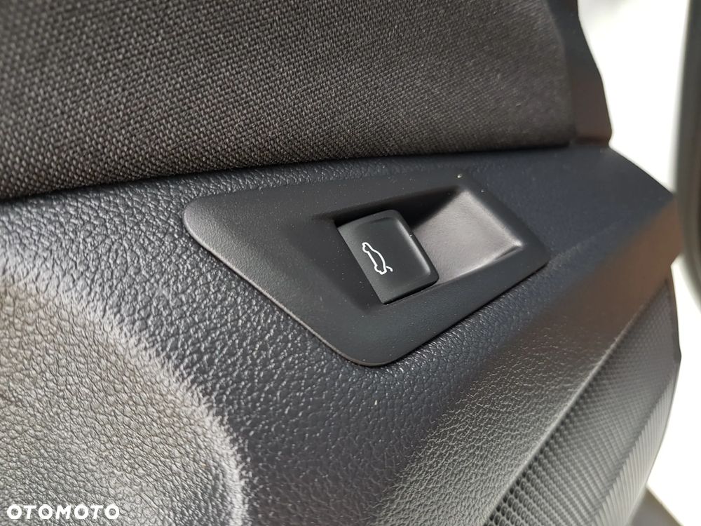 Volkswagen T-Roc 2.0 TDI SCR DSG UNITED - 30