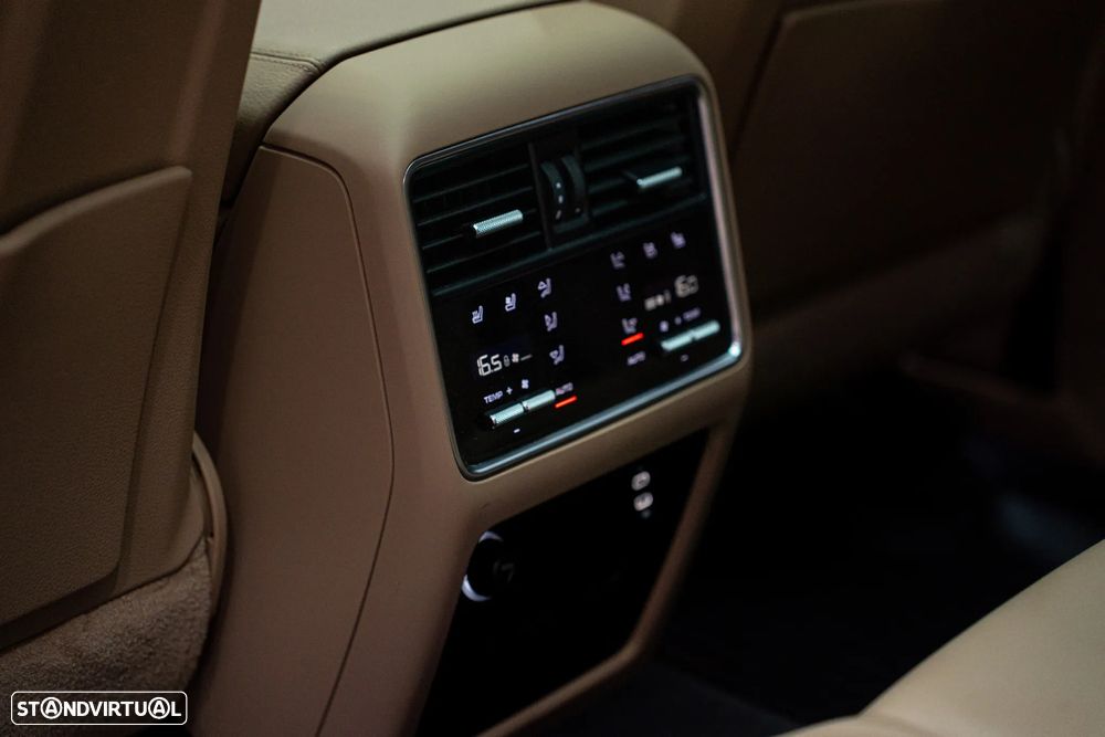 Porsche Cayenne - 11