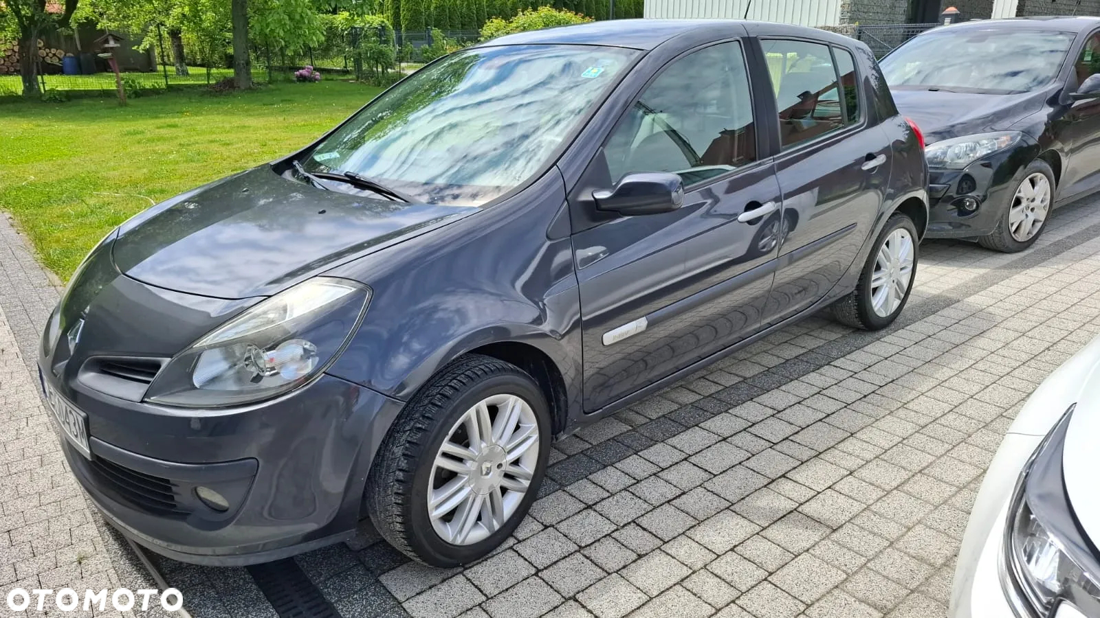 Renault Clio - 11