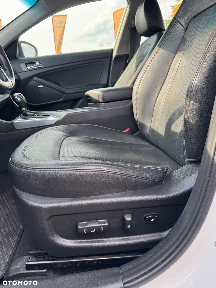Kia Optima 2.0 Hybrid L - 30