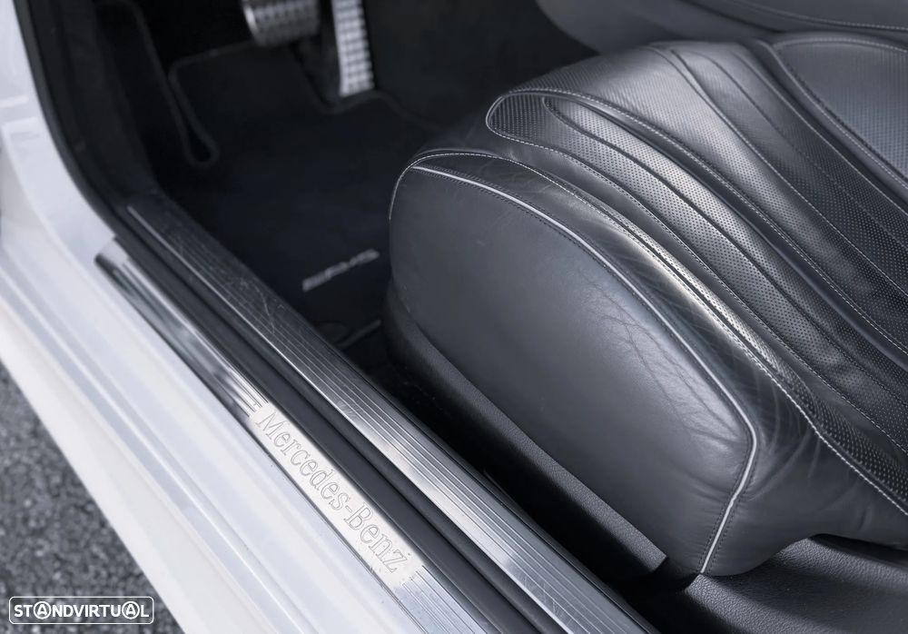 Mercedes-Benz S 560 4Matic 9G-TRONIC - 33