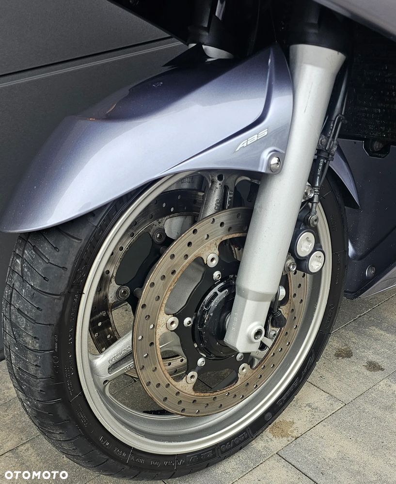Yamaha FJR - 11