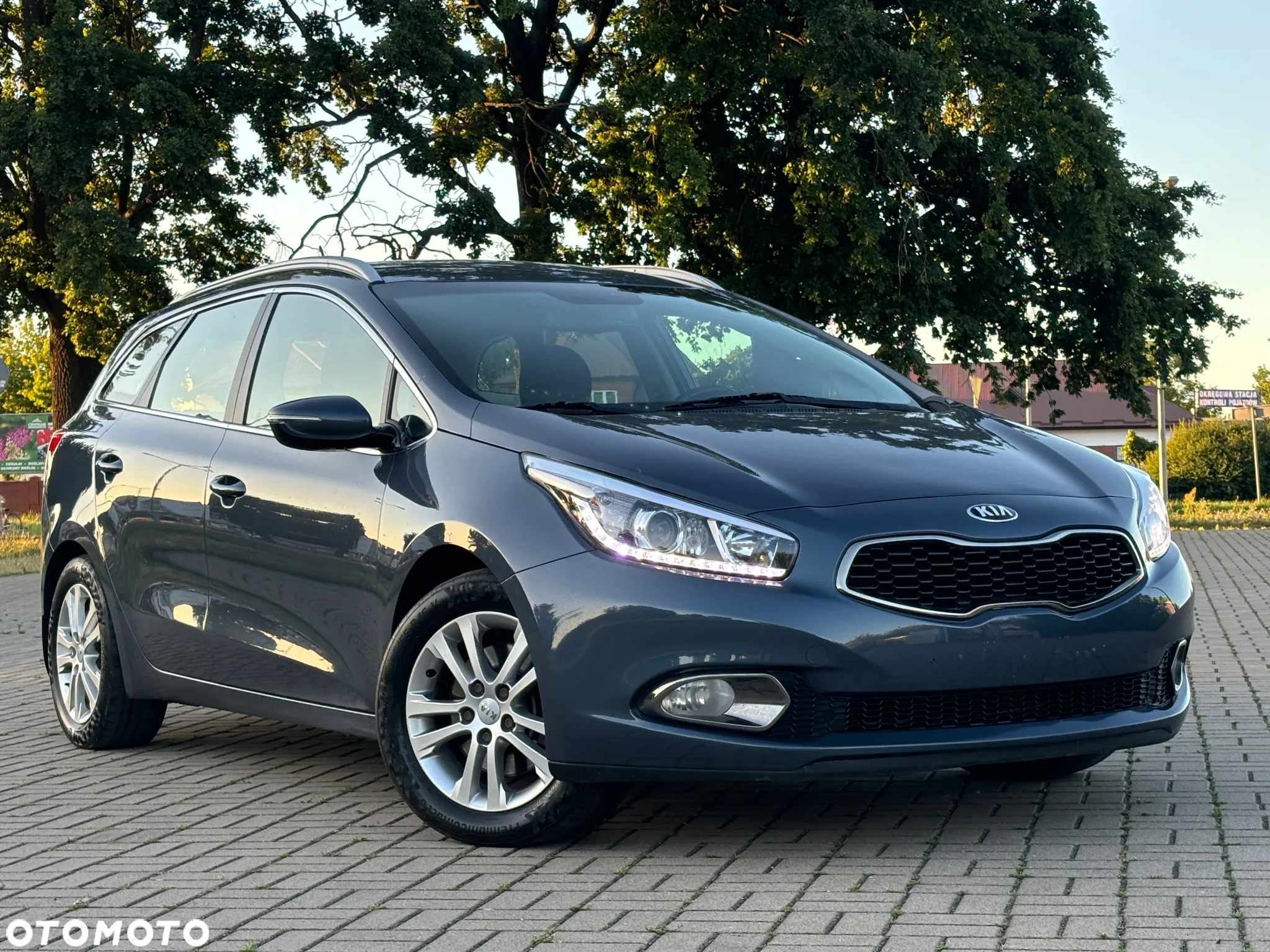 Kia Ceed 1.6 GDI DCT Platinum Edition - 7