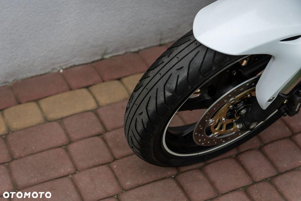 Honda Hornet - 9