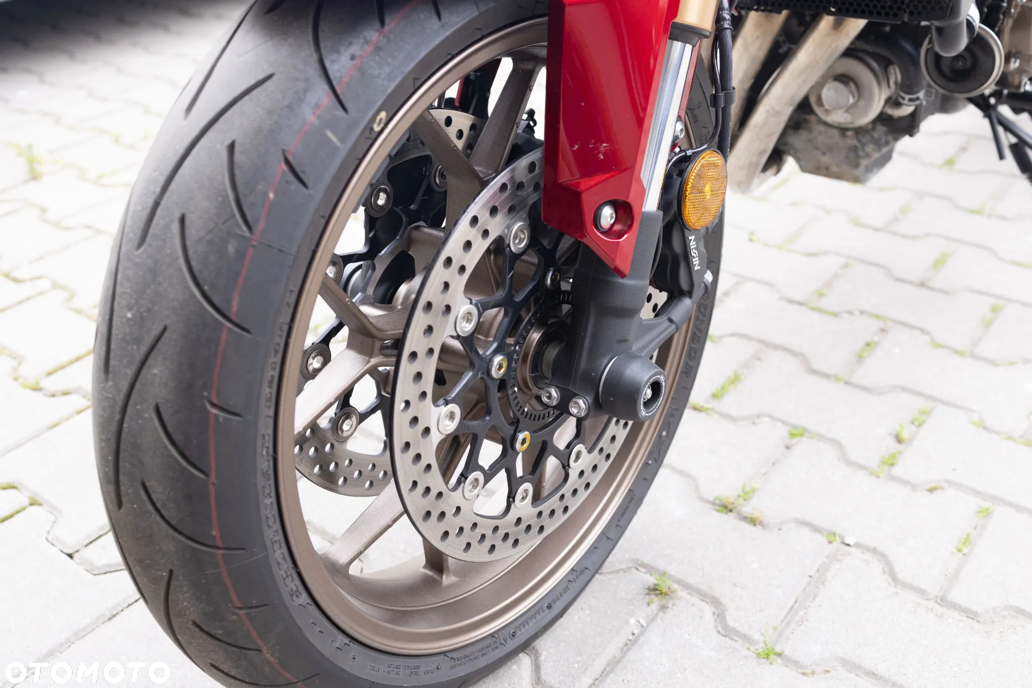 Honda CB - 16