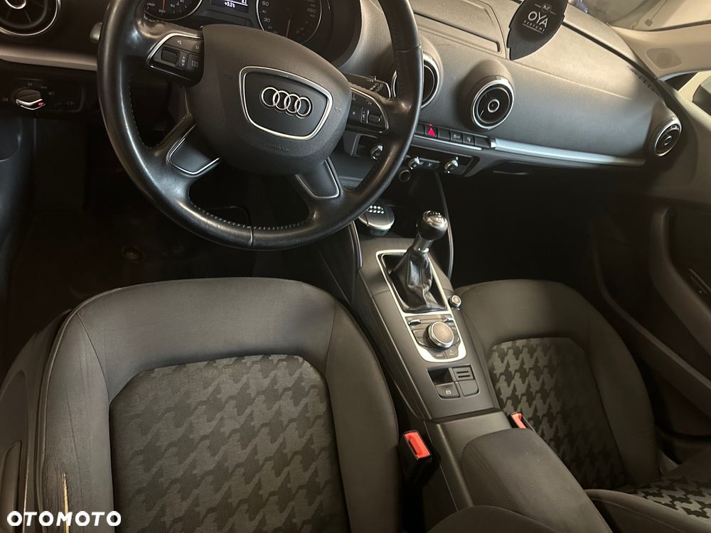 Audi A3 Sportback - 7