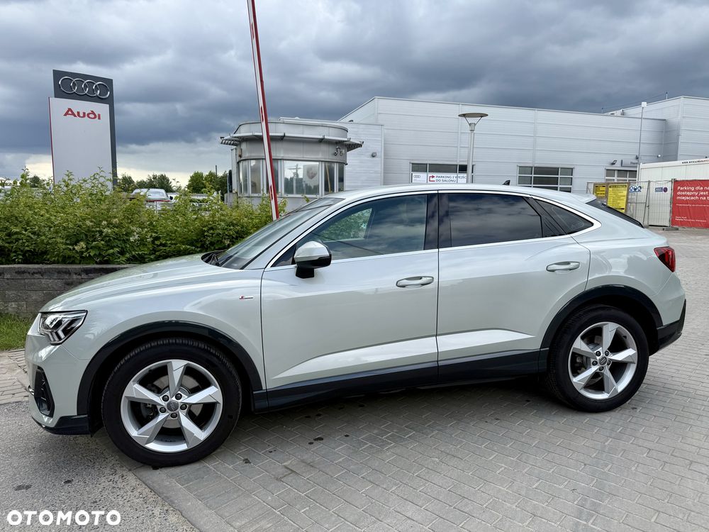 Audi Q3 Sportback - 6