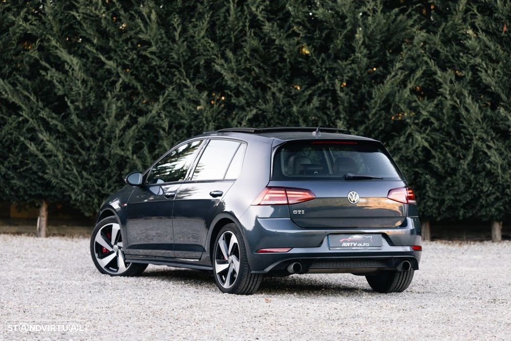 VW Golf 2.0 TSi GTi - 14