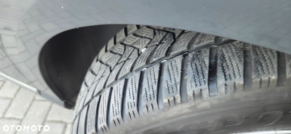 Volkswagen Passat Variant 2.0 Blue TDI DSG SCR Highline - 27