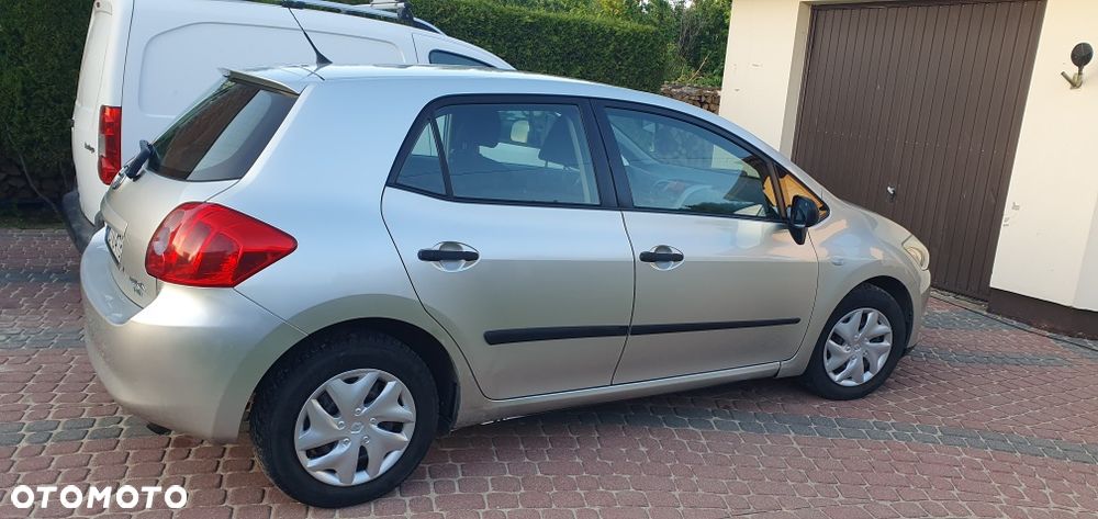 Toyota Auris - 6