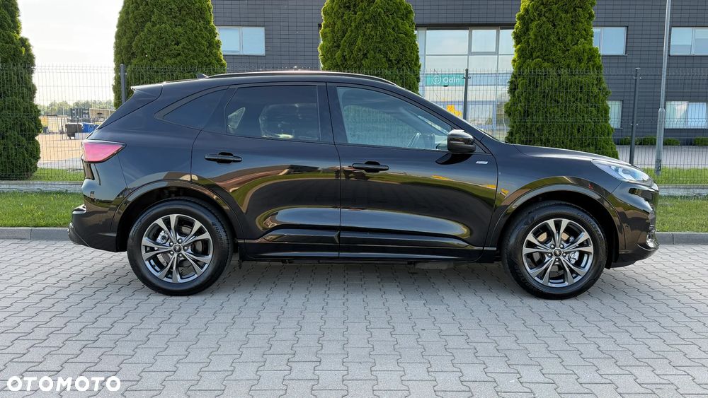 Ford Kuga 2.5P PHEV FWD ST-Line X - 9