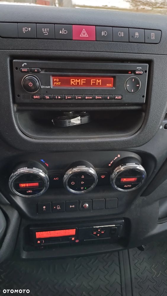 Iveco 72C17 - 12
