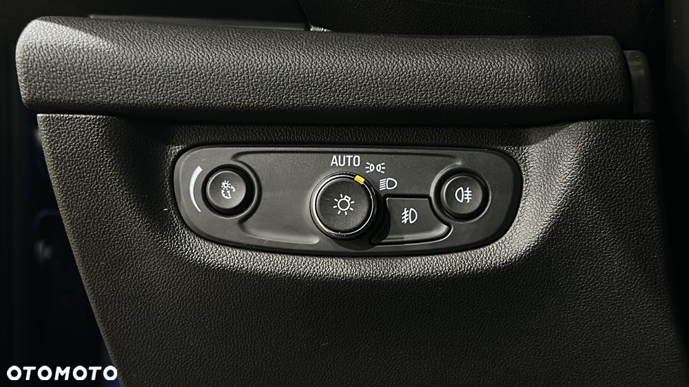 Opel Insignia 1.5 T GPF Elite S&S - 27