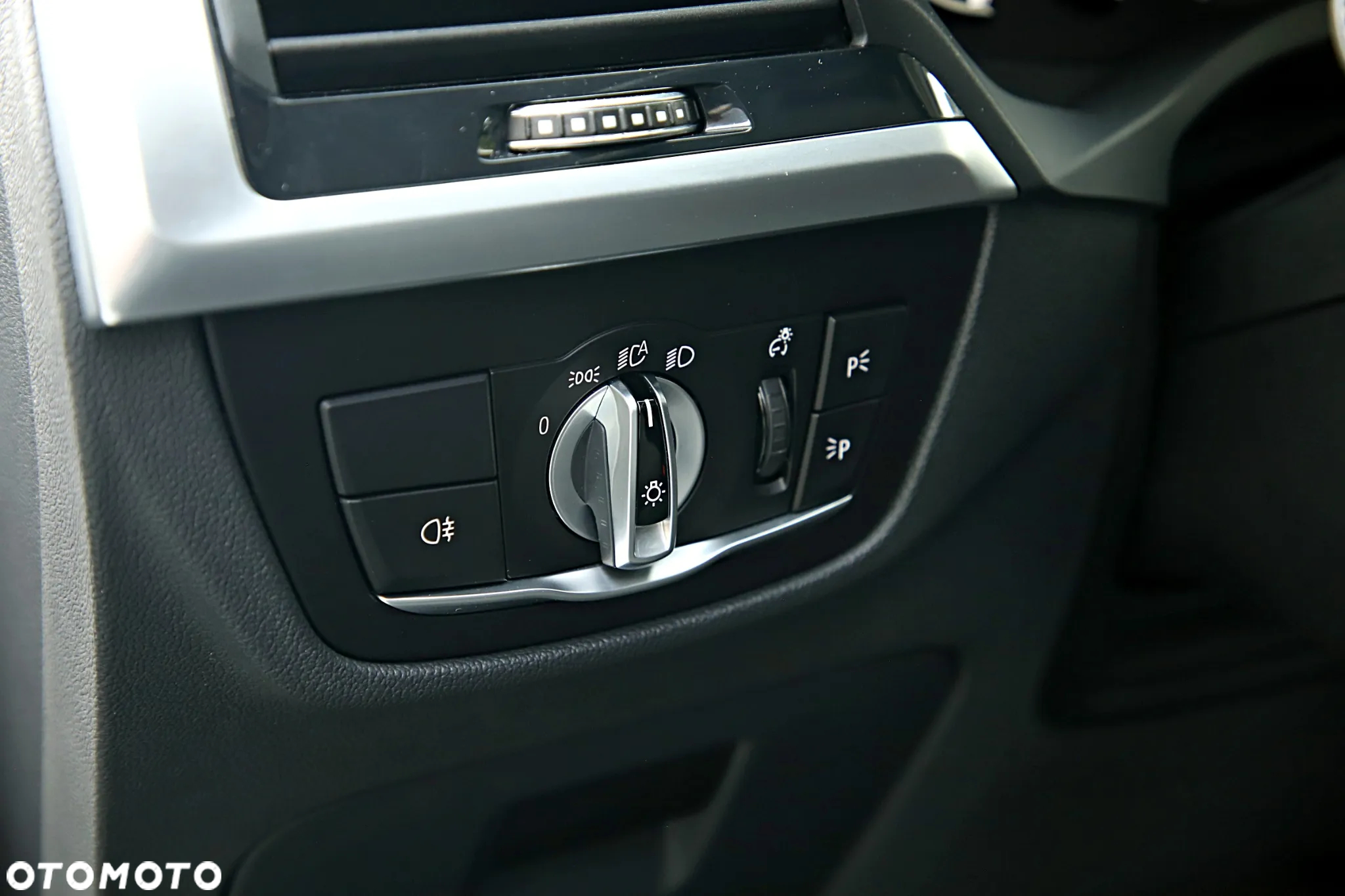 BMW X3 xDrive20i GPF Advantage - 27