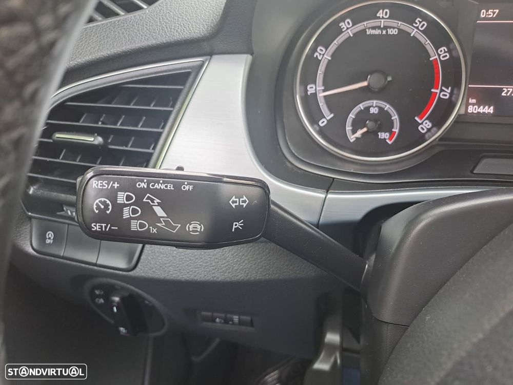 Skoda Fabia Break 1.0 Active Plus - 9