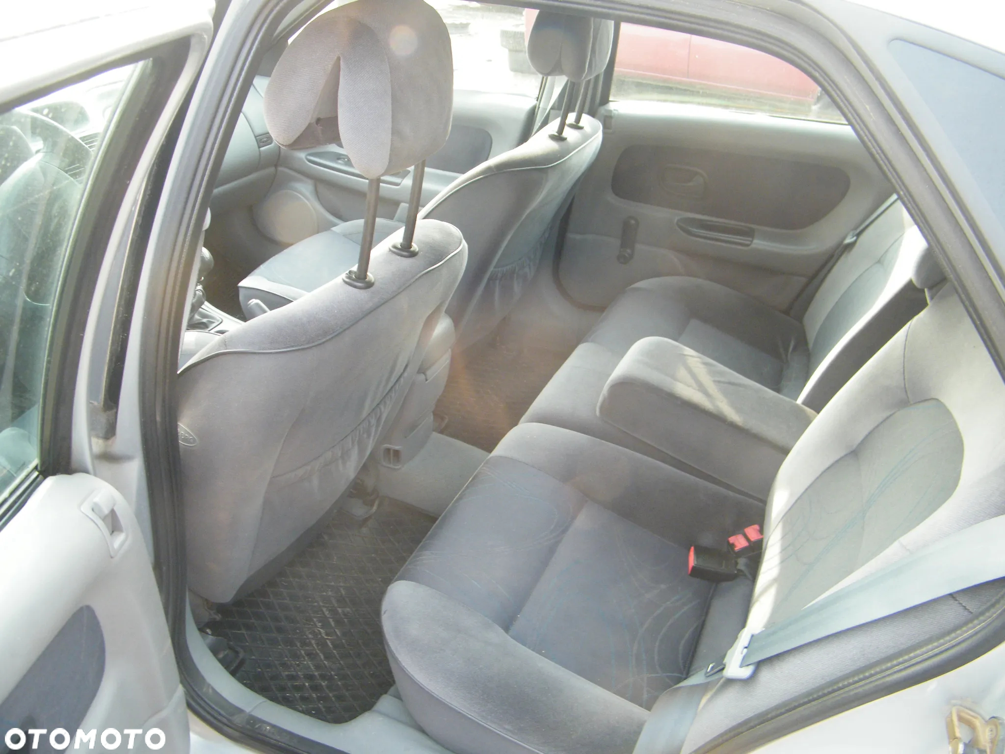 Renault Laguna I FL 1.8 B 120KM silnik F4P760 skrzynia JB3909 lakier MV640 - 10