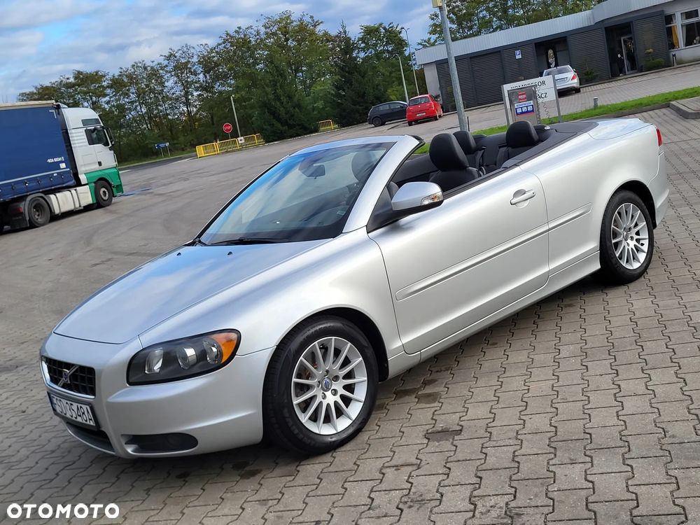 Volvo C70 2.0D Momentum - 12