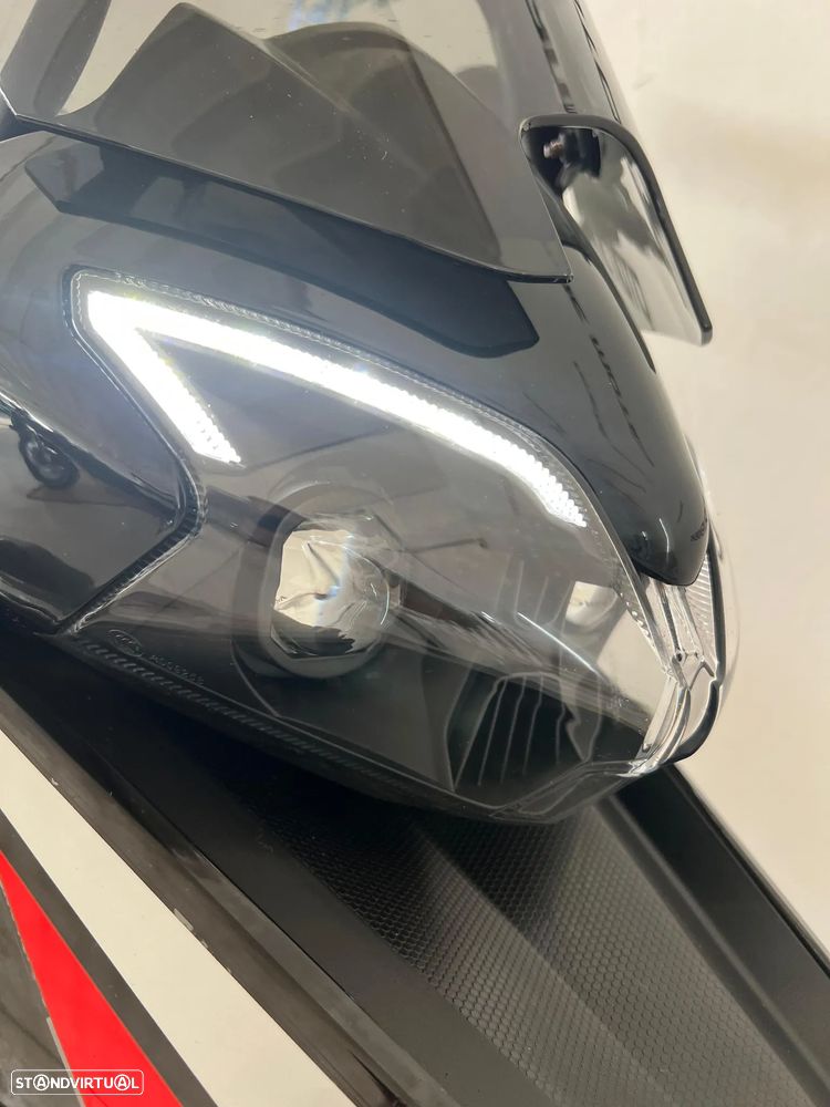 Benelli TRK 251 - 14