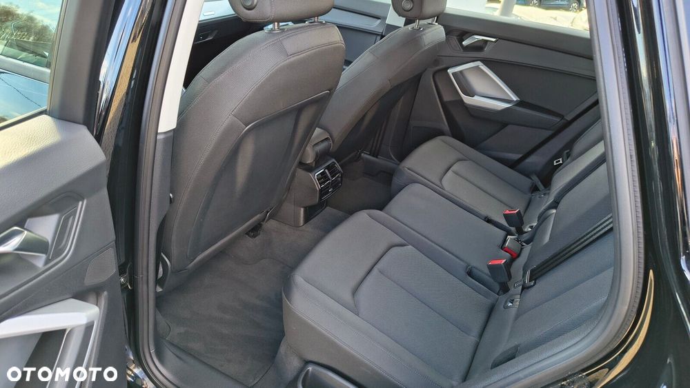 Audi Q3 - 11