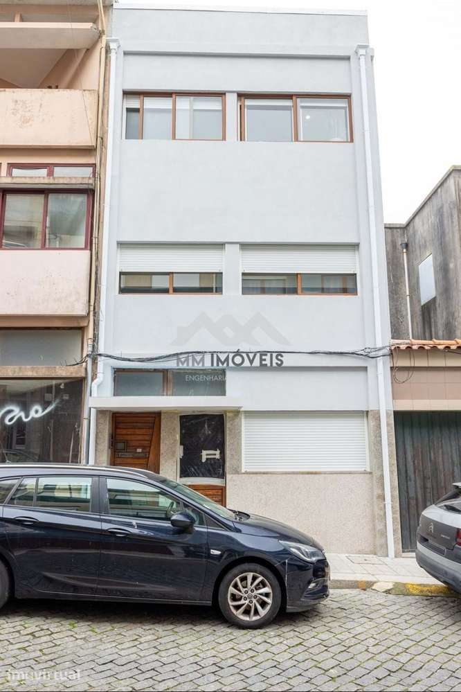 Apartamento T3 | Antas | Terraço | Bom para Investimento | 2 Frentes | - Grande imagem: 2/26