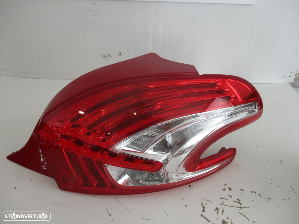 Farol Farolim Trás peugeot 208 2012 - 3
