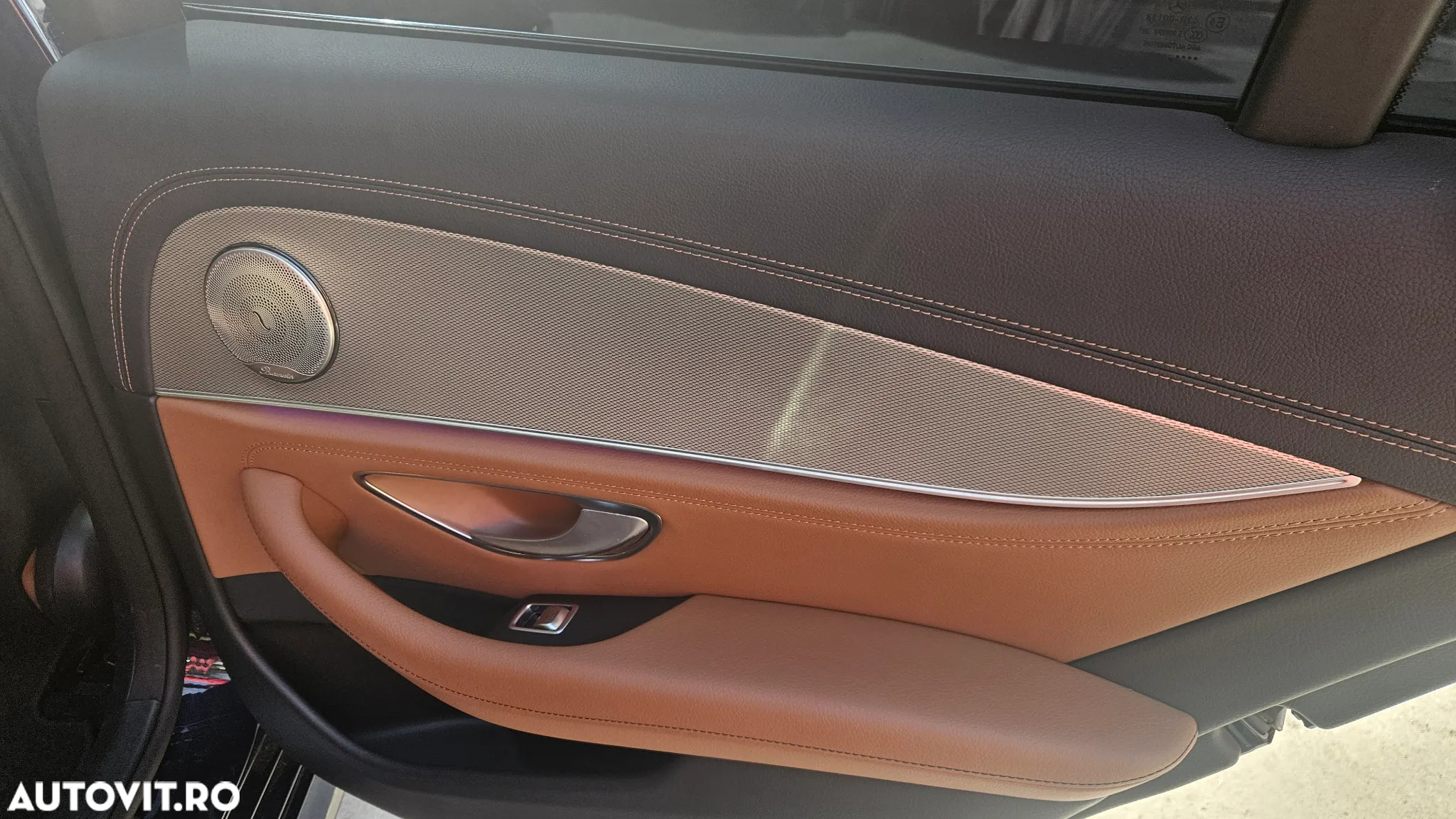 Mercedes-Benz E 220 d T 9G-TRONIC AMG Line - 23