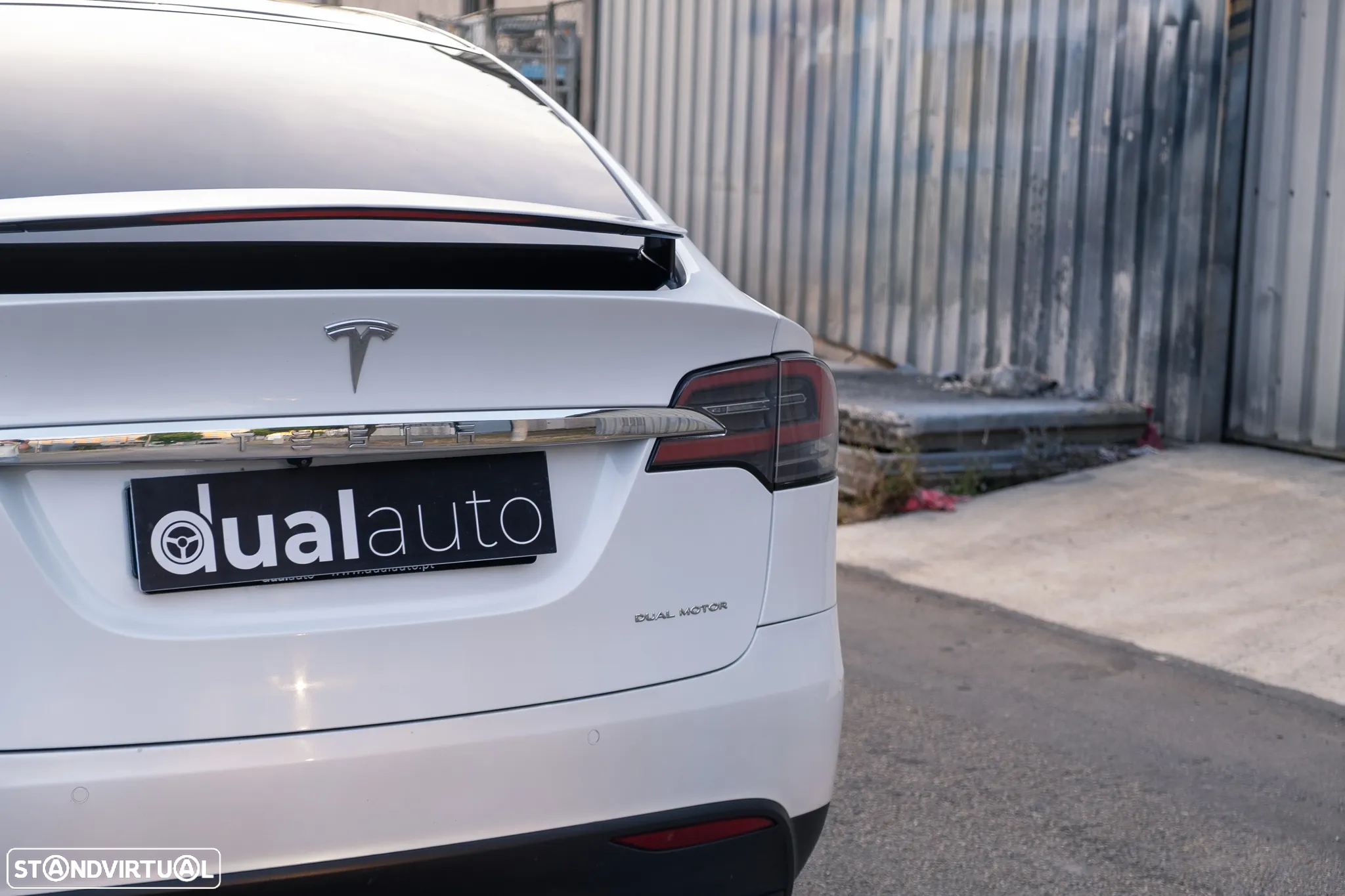 Tesla Model X 100 kWh Long Range AWD - 10