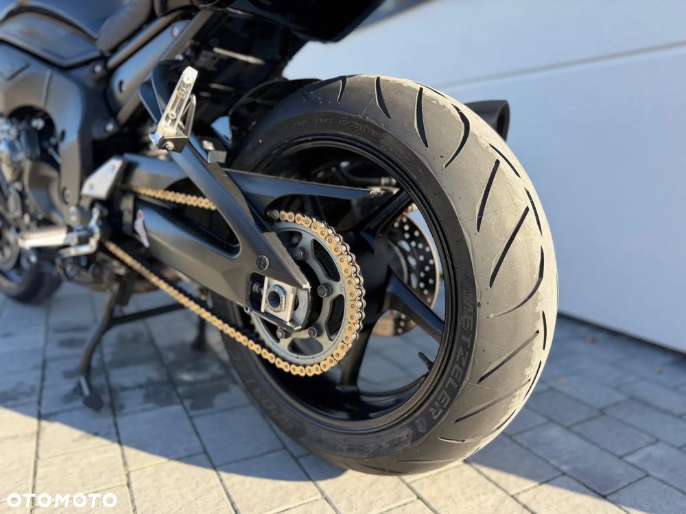 Yamaha FZ - 5