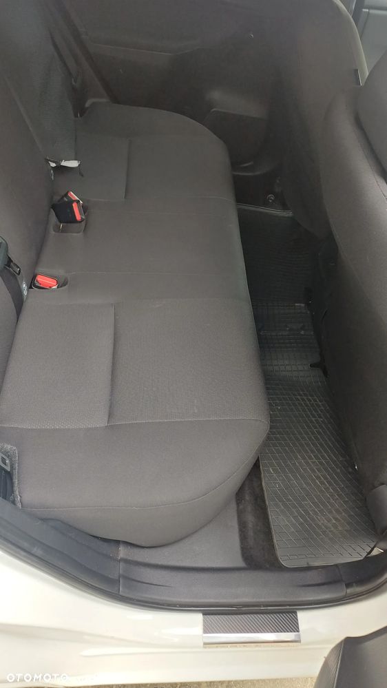 Toyota Auris 1.33 VVT-i Active - 13