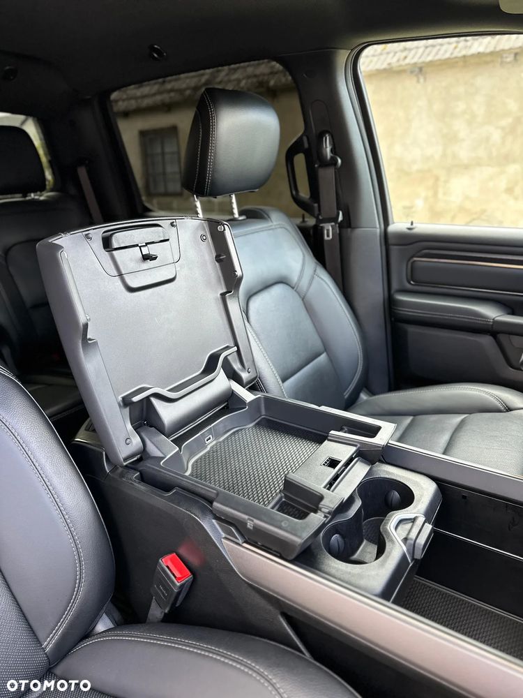 RAM 1500 5.7 eTorque Crew Cab Longbed Laramie Sport - 26