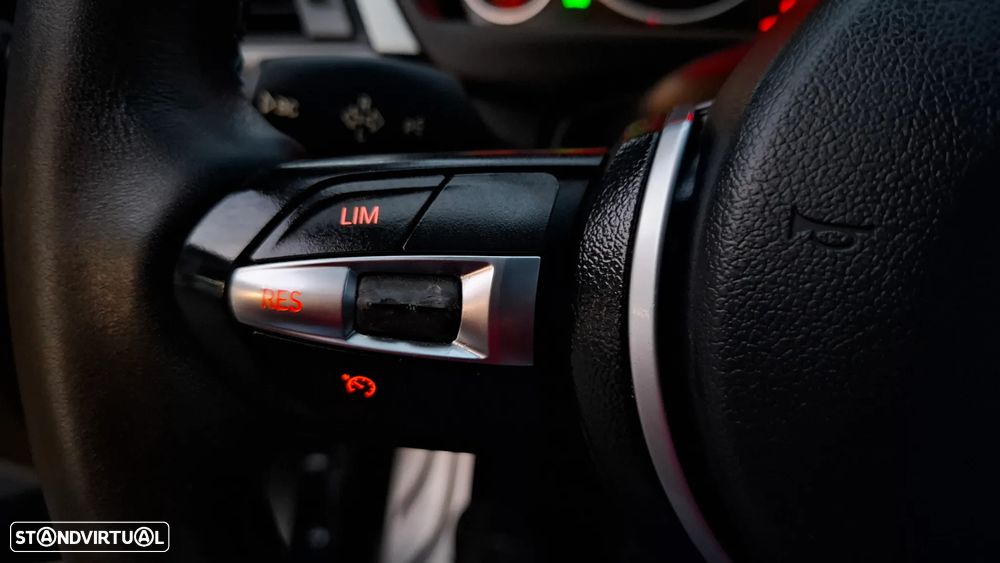 BMW 320 d Touring Auto Pack M - 49