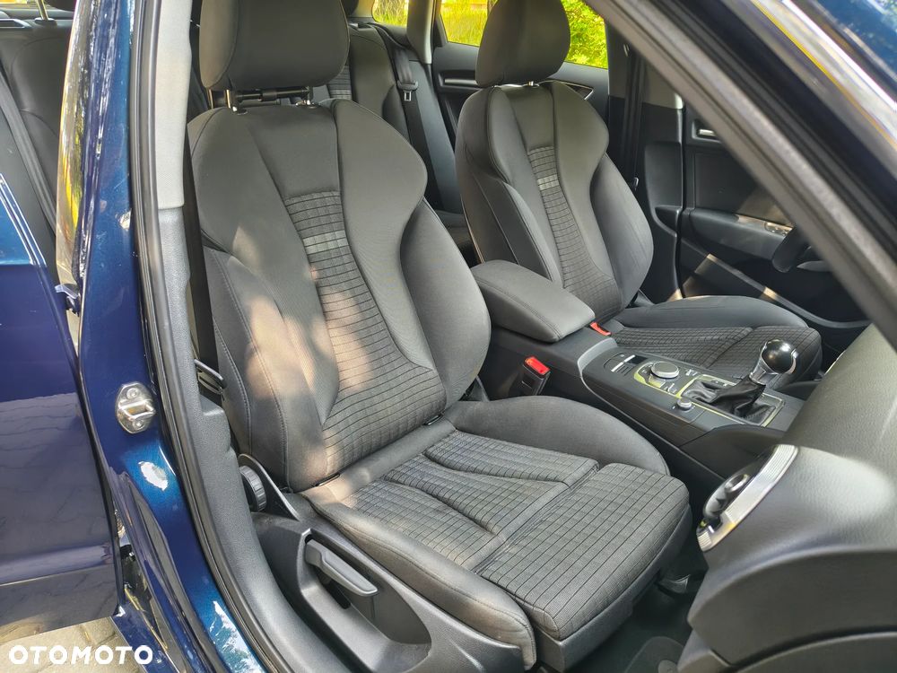 Audi A3 Sportback 1.6 TDI S tronic - 11