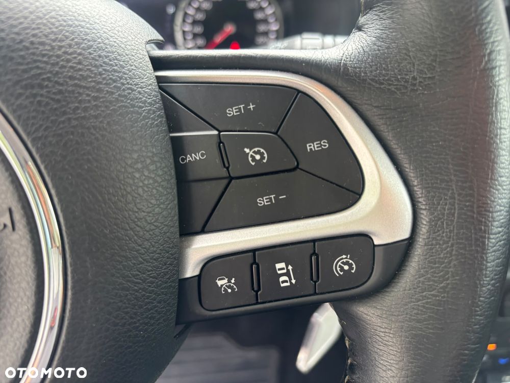 Jeep Renegade 1.5 GSE T4 48V e-Hybrid Automatik Longitude - 16