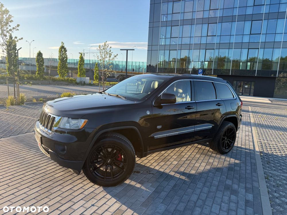 Jeep Grand Cherokee 5.7 V8 Overland Summit - 2