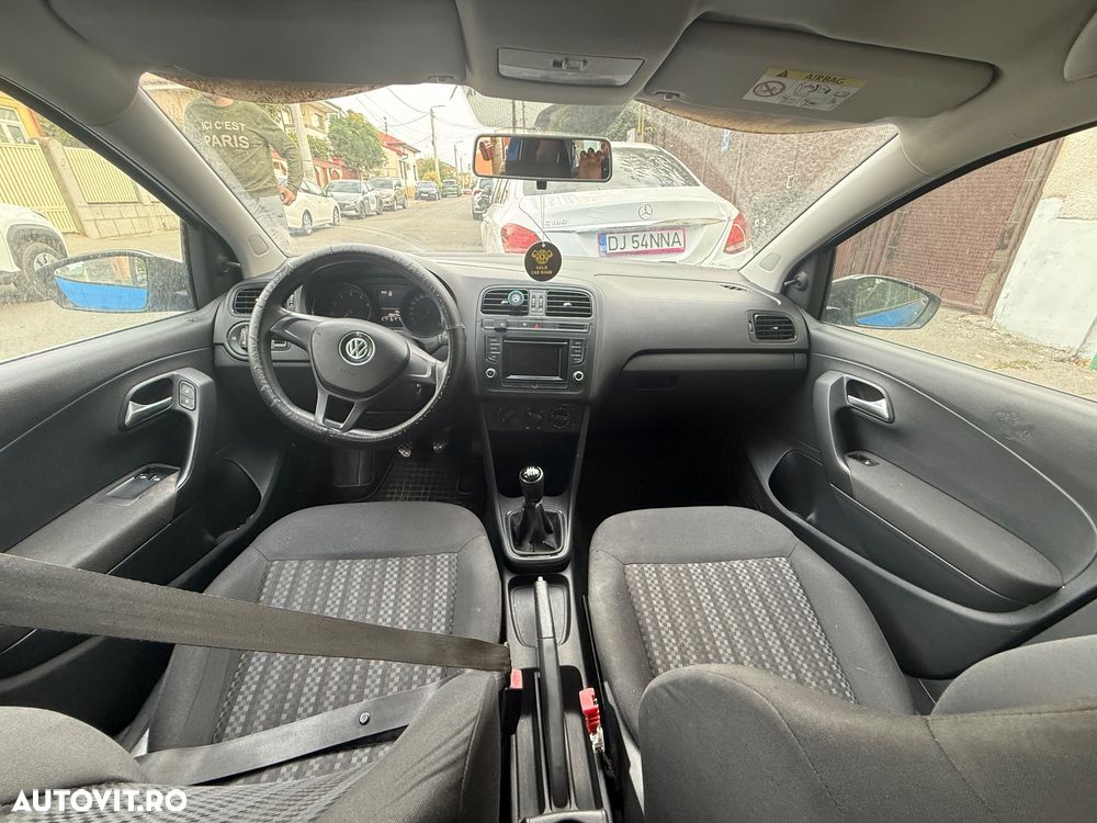 Volkswagen Polo - 9