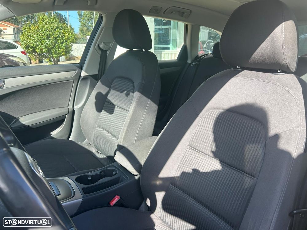 Audi A4 Avant 2.0 TDi Business Line Plus - 12