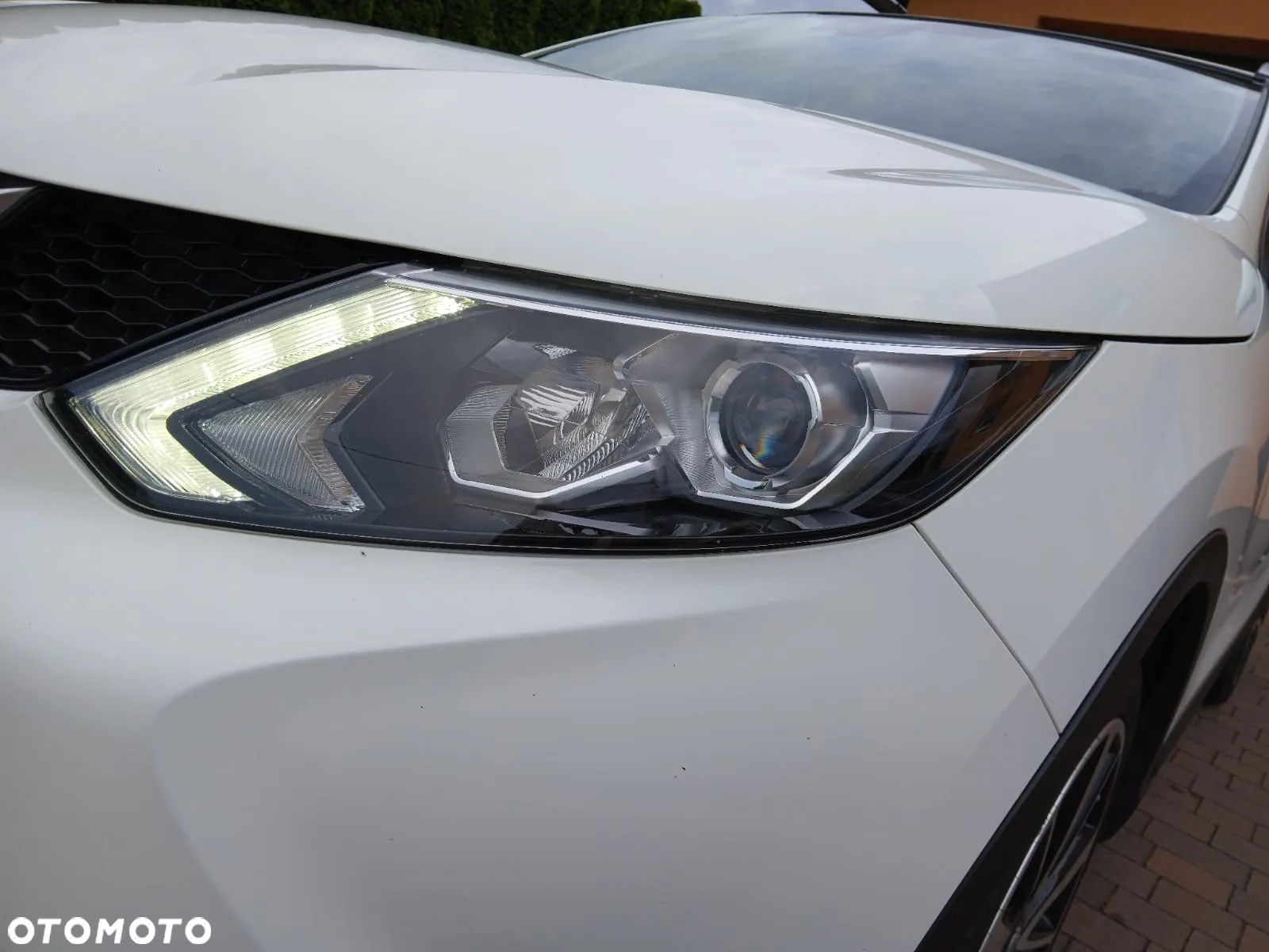 Nissan Qashqai 1.6 DIG-T Tekna+ - 28