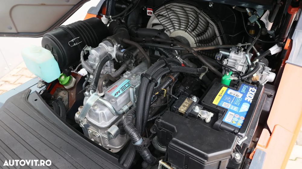 Toyota 8FGF30 - 11