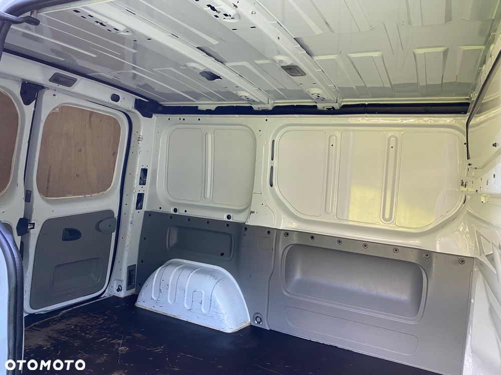 Renault Trafic - 28