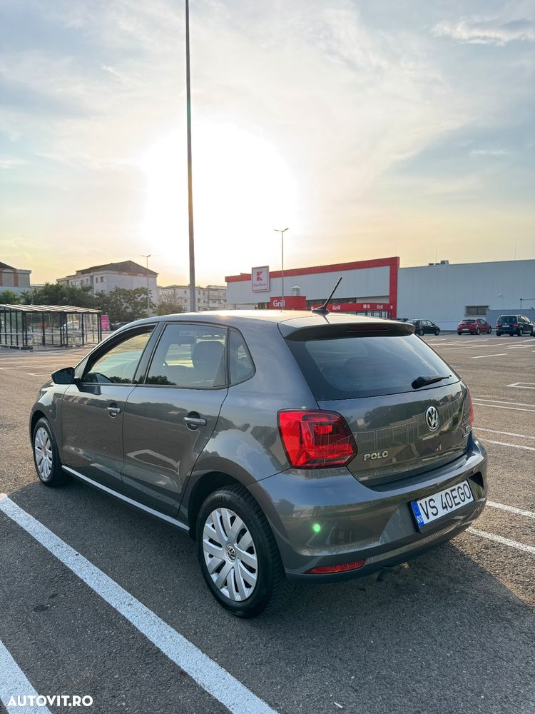 Volkswagen Polo 1.4 TDI (Blue Motion Technology) Comfortline - 15