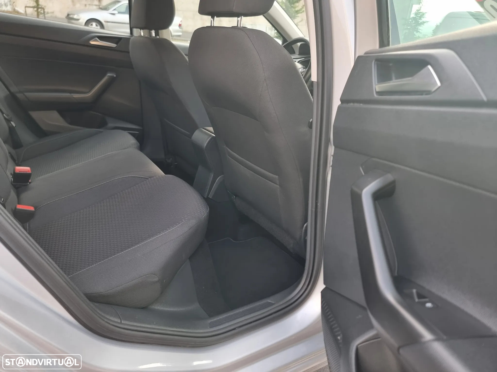 VW Polo 1.0 Confortline Nav - 23