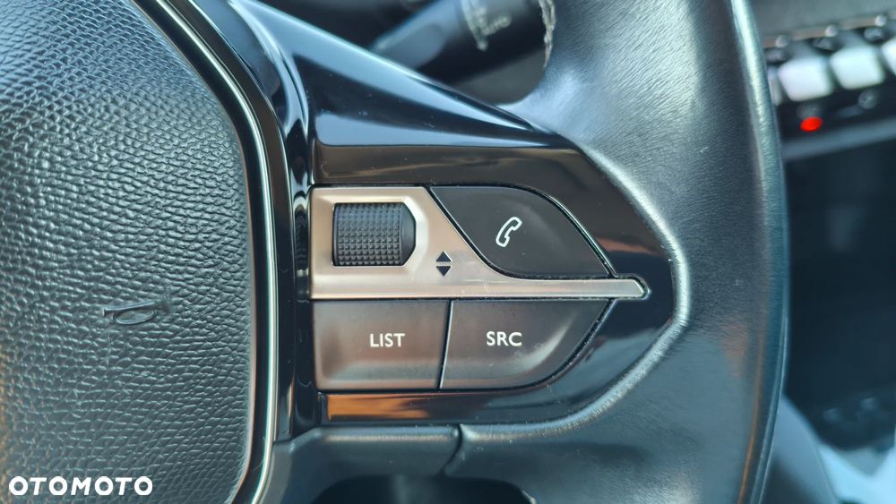 Peugeot 3008 BlueHDi 130 Stop & Start Allure - 19