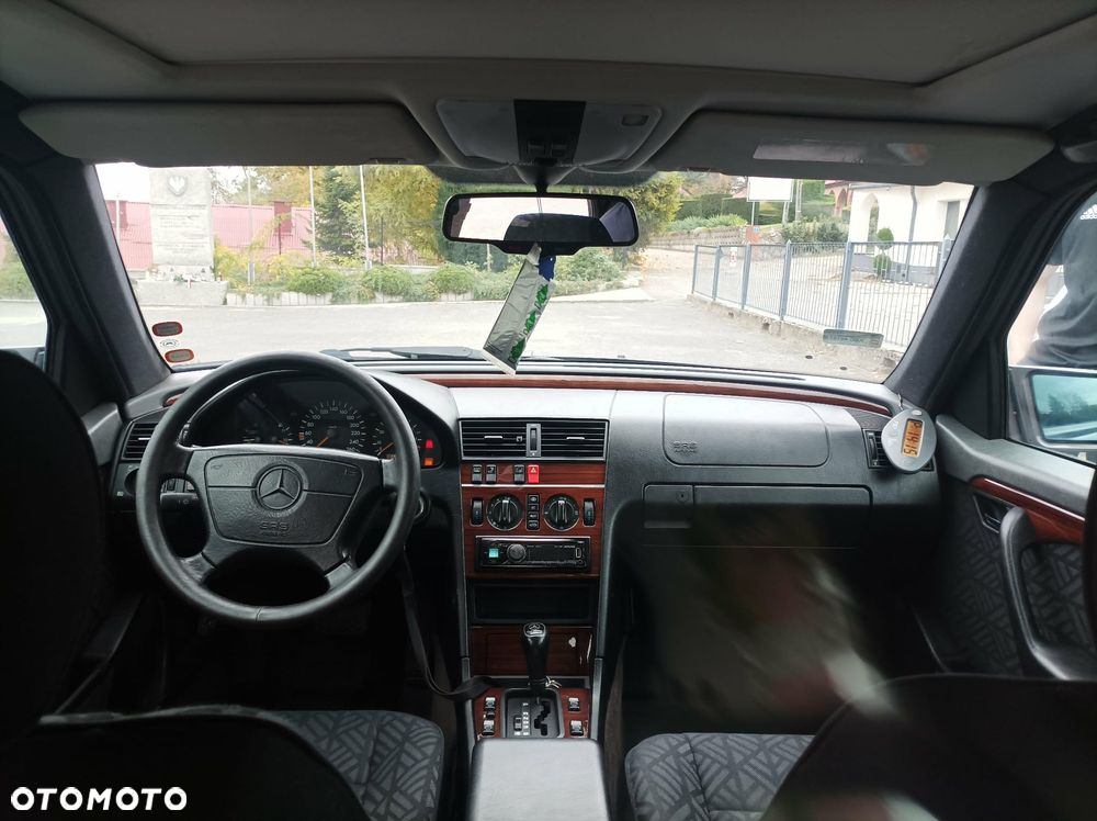 Mercedes-Benz Klasa C - 1