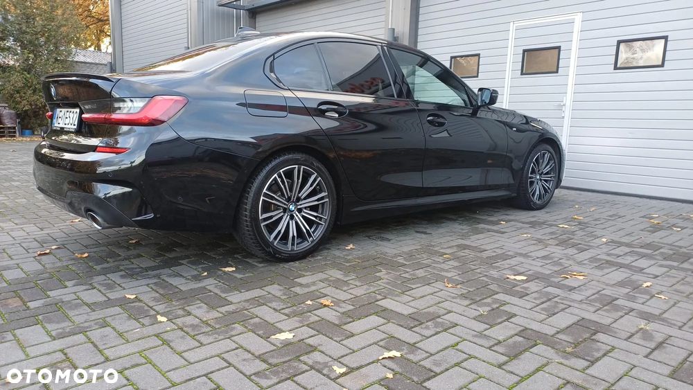 BMW Seria 3 320i xDrive M Sport - 5