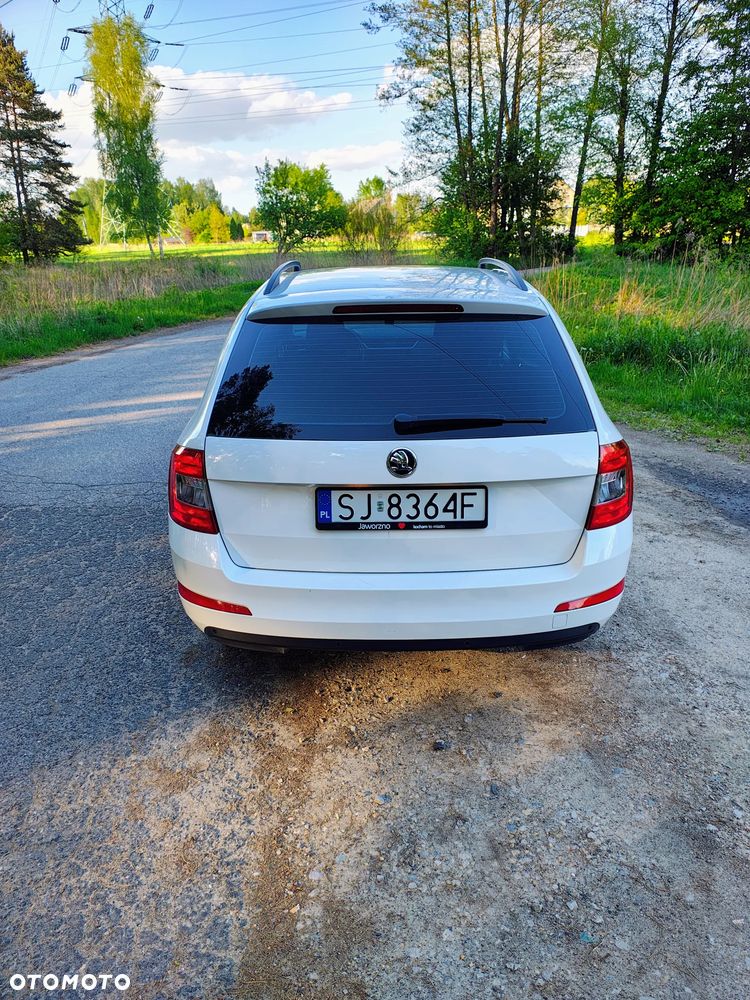 Skoda Octavia 1.6 TDI Active - 4