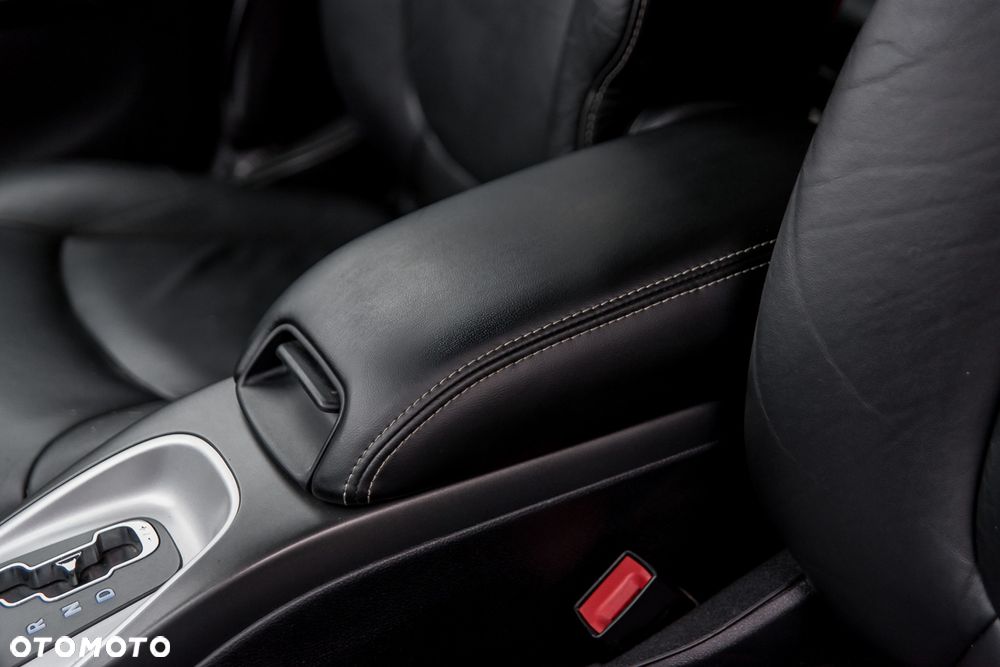 Fiat Freemont 2.0 Multijet Lounge AWD - 34