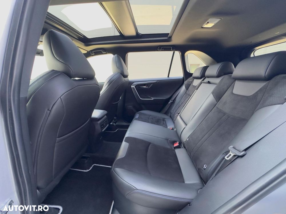 Toyota RAV4 2.5 VVT-iE 4x4 Luxury - 15