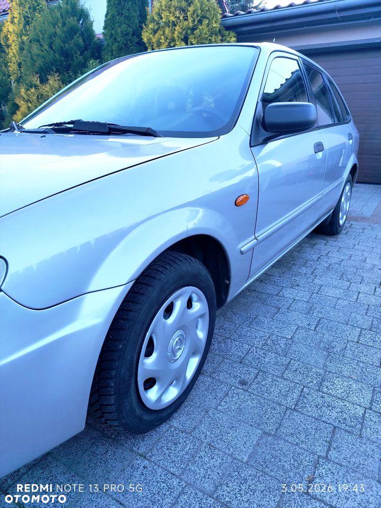 Mazda 323F - 6