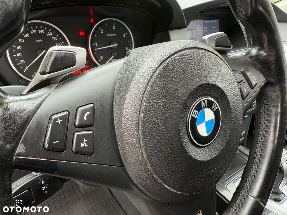 BMW Seria 5 530d Sport-Aut Edition Sport - 15