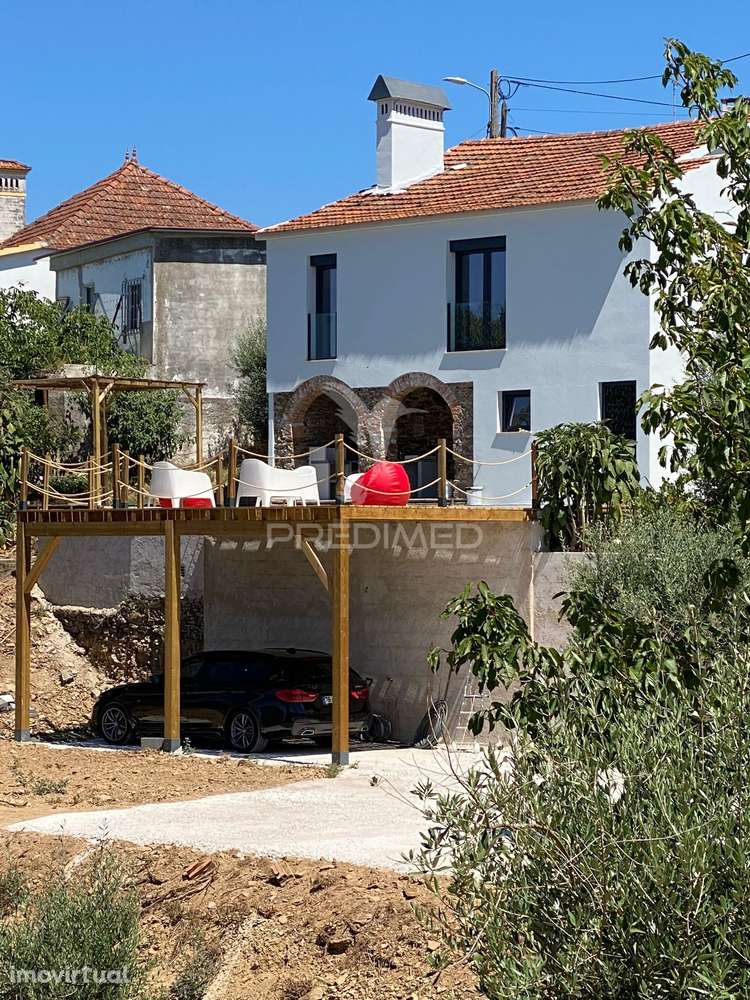 Moradia T3 com piscina junto à Barragem de Castelo de Bode - Grande imagem: 4/28